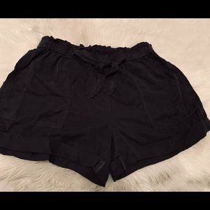 Aerie camp short